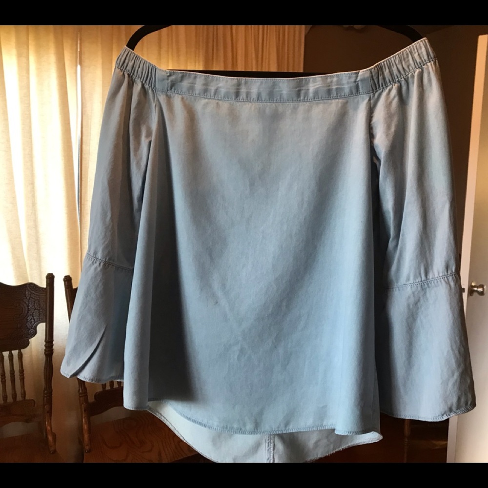 Calvin Klein bell sleeve cotton blouse